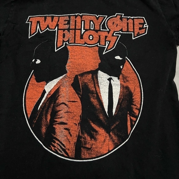 Twenty One Pilots Tee Size Small - Picture 2 of 3